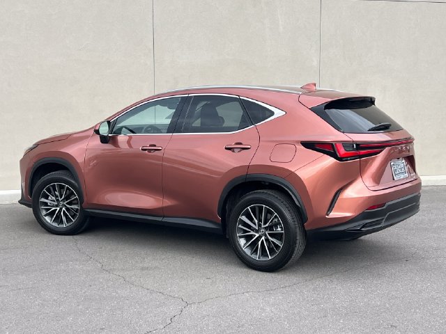 Used 2025 Lexus NX 350h AWD w/ Accessory Package (2T) image 6