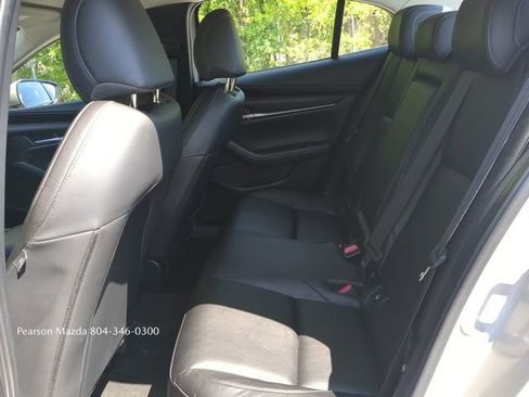 Used 2022 MAZDA MAZDA3 s FWD image 13