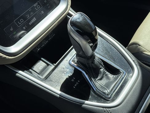 Used 2023 Subaru Outback Limited image 22