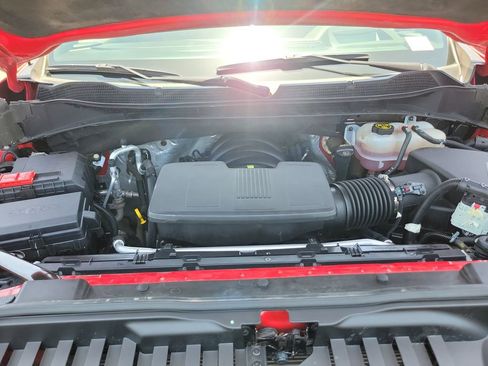 Used 2024 Chevrolet Silverado 1500 ZR2 w/ Technology Package AWD/4WD image 33