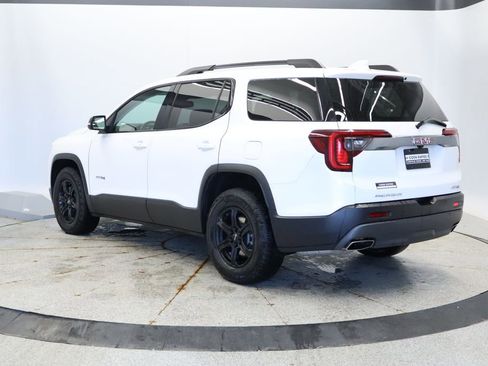 Used 2022 GMC Acadia AT4 w/ Technology Package AWD/4WD image 3