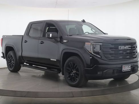 Used 2024 GMC Sierra 1500 Elevation w/ Elevation Premium Package AWD/4WD image 2