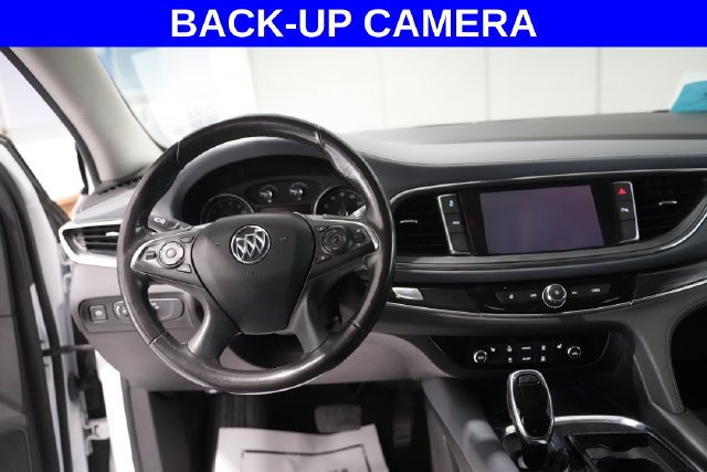 Used 2018 Buick Enclave Essence AWD/4WD image 2