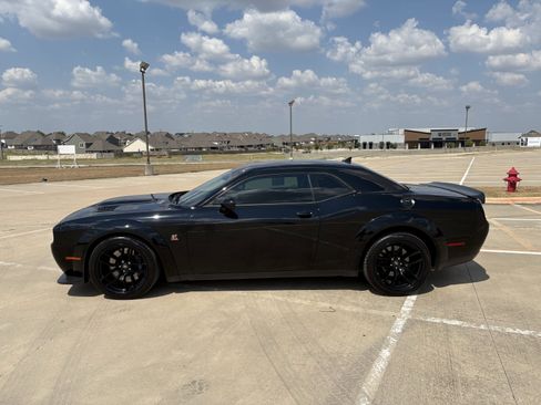 Used 2020 Dodge Challenger R/T Scat Pack image 2
