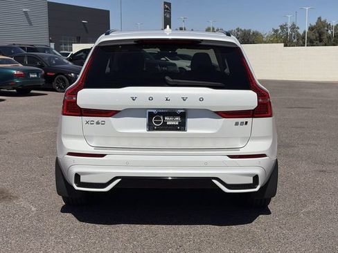 Certified 2024 Volvo XC60 B5 Plus w/ Protection Package Premier AWD/4WD image 6