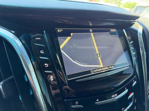 Used 2018 Cadillac Escalade ESV 2WD image 62