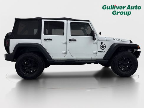 Used 2017 Jeep Wrangler Unlimited Sport AWD/4WD image 10
