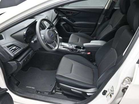 Used 2022 Subaru Crosstrek 2.0i image 11