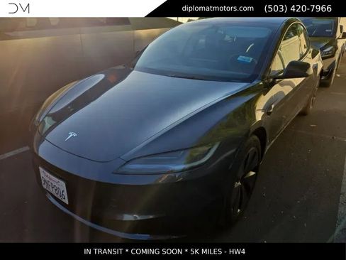 Used 2024 Tesla Model 3 Standard Range RWD image 1