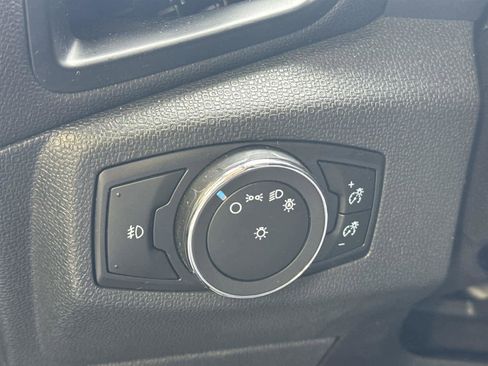 Used 2022 Ford EcoSport SE w/ SE Convenience Package image 24