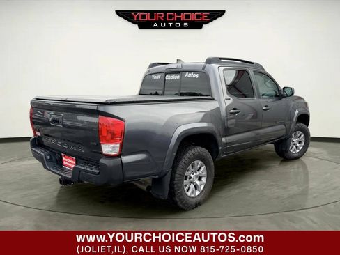 Used 2017 Toyota Tacoma SR5 w/ Tow Package AWD/4WD image 9