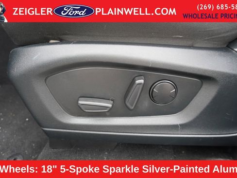 Used 2020 Ford Explorer XLT w/ Comfort Package image 19