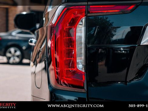 Used 2023 GMC Yukon Denali w/ Max Trailering Package RWD image 15