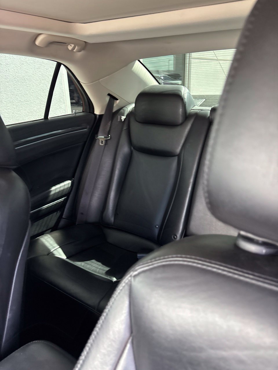 Used 2022 Chrysler 300 Touring L w/ Popular Equipment Group AWD/4WD image 13