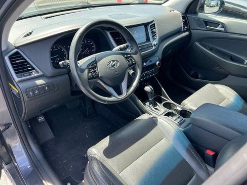 Used 2018 Hyundai Tucson SEL Plus w/ Cargo Package AWD/4WD image 17