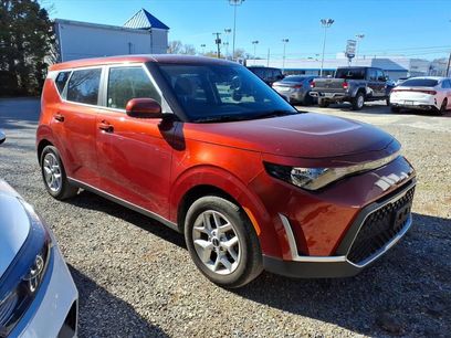 Used 2024 Kia Soul LX w/ Option Group 015