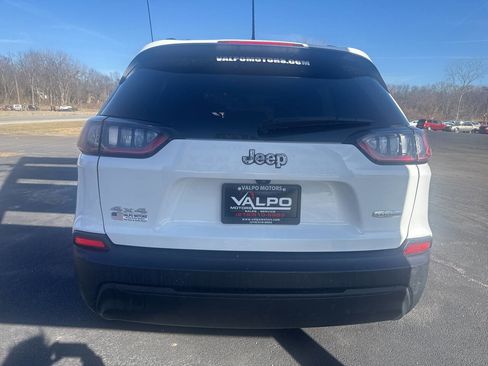 Used 2020 Jeep Cherokee Latitude w/ Cold Weather Group image 8