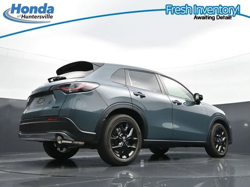 Used 2025 Honda HR-V Sport image 41