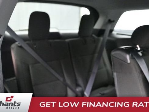 Used 2022 Ford Explorer XLT AWD/4WD image 18