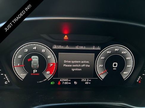 Used 2020 Audi Q3 2.0T Prestige image 12