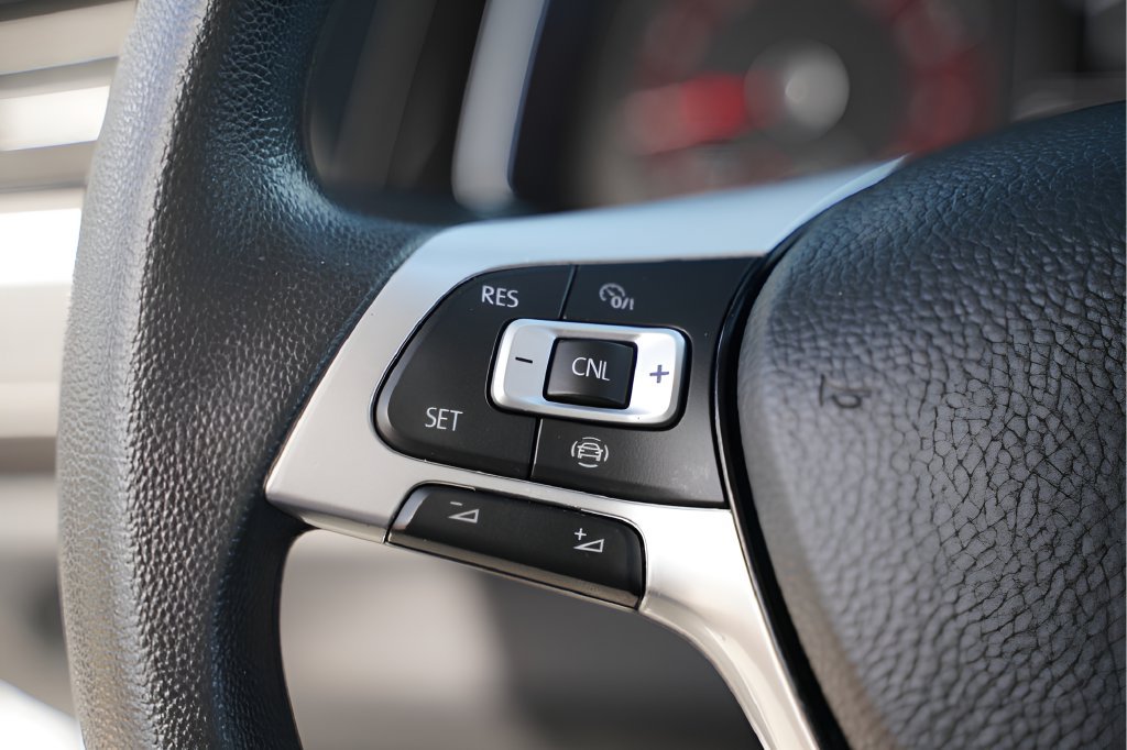 Used 2019 Volkswagen Jetta S w/ Driver Assistance Package FWD image 11
