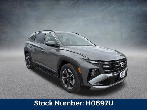New 2026 Hyundai Tucson SEL FWD image 8