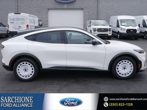 New 2026 Ford Mustang Mach-E GT AWD/4WD image 1