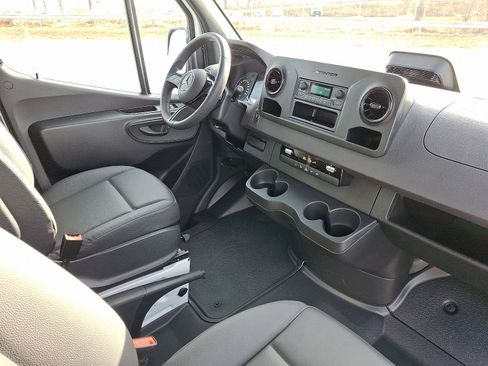 New 2026 Mercedes-Benz Sprinter 2500 image 10