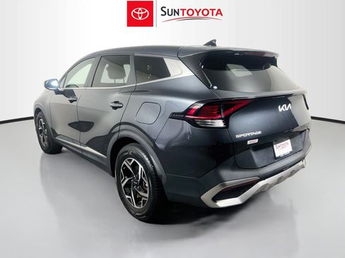 Used 2023 Kia Sportage LX FWD image 6