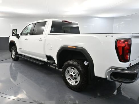 Used 2025 GMC Sierra 2500 SLE image 9