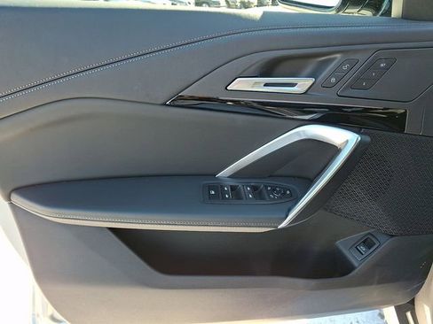 Used 2025 BMW X1 xDrive28i w/ M Sport Package image 12