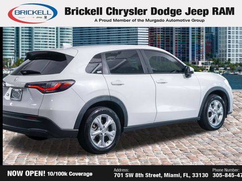 Used 2023 Honda HR-V LX image 7