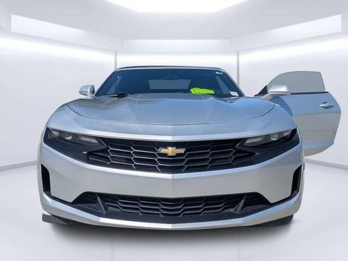Used 2019 Chevrolet Camaro LT RWD image 8