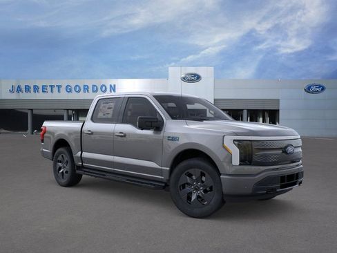 New 2025 Ford F150 Lightning Flash AWD/4WD image 7