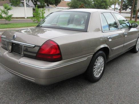 Used 2006 Mercury Grand Marquis LS RWD image 5