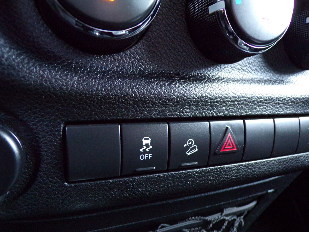 Used 2014 Jeep Wrangler Sport AWD/4WD image 25