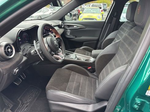 New 2025 Alfa Romeo Tonale image 11