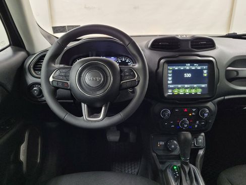 Used 2022 Jeep Renegade Latitude AWD/4WD image 22