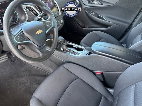 Used 2022 Chevrolet Malibu LT image 4