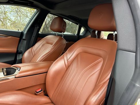 Used 2018 Maserati Quattroporte S image 15