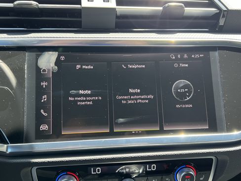 Certified 2025 Audi Q3 2.0T Premium w/ Convenience Package AWD/4WD image 23