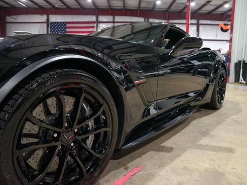 Used 2019 Chevrolet Corvette Grand Sport w/ Z07 Performance Package image 29