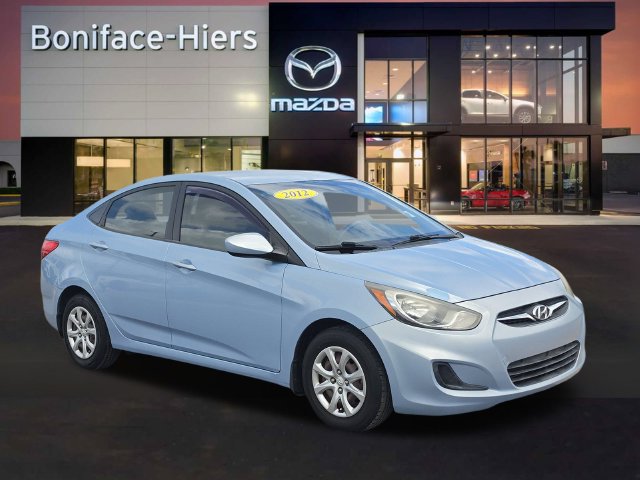 Used 2012 Hyundai Accent GLS FWD image 27
