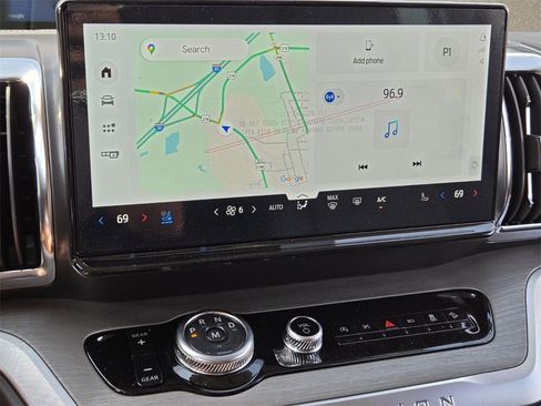 New 2025 Ford Expedition Platinum image 16