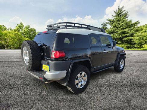 Used 2008 Toyota FJ Cruiser 4WD image 7