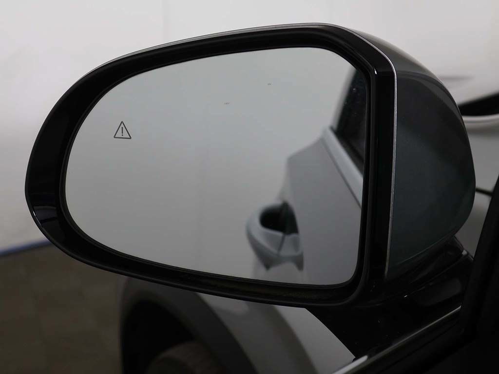 Certified 2023 Hyundai Santa Fe SEL AWD/4WD image 33