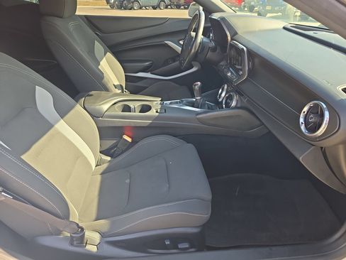 Used 2018 Chevrolet Camaro SS RWD image 24