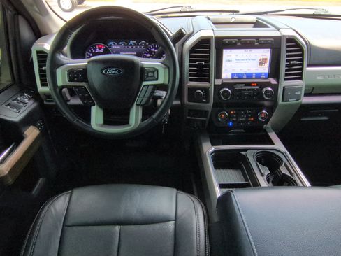 Used 2020 Ford F350 Lariat w/ Lariat Value Package AWD/4WD image 14