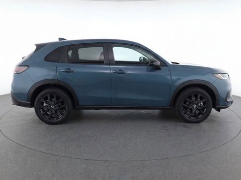 Used 2023 Honda HR-V Sport image 8