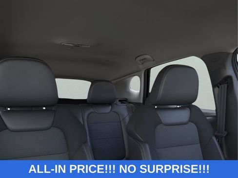 New 2026 Chevrolet Trax LT w/ Driver Confidence Package FWD image 18